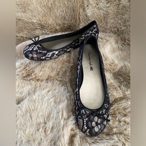 American Eagle Women’s Flats
